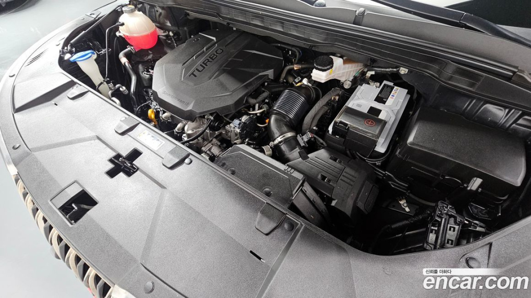 Kia Carnival 7-Seater Hi-Limousine, 2022