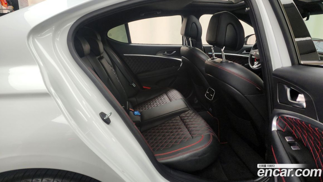 Genesis G70 Gasoline 2.5T 4WD, 2025