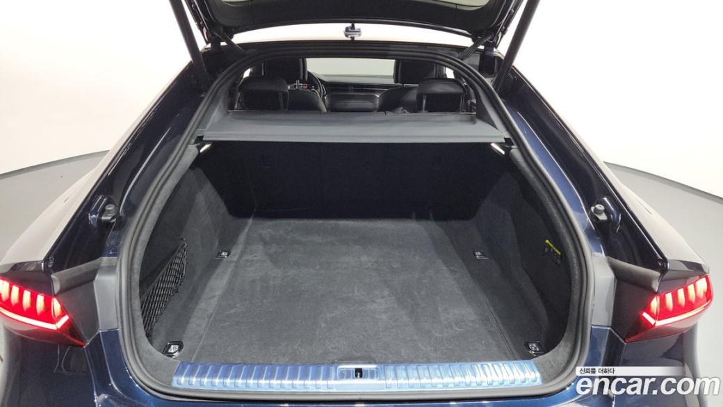 Audi A7 45 TDI Quattro Premium, 2022