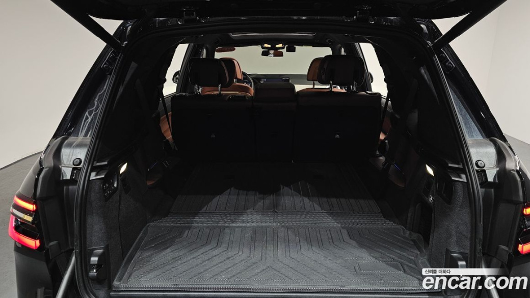 BMW X7 xDrive 40d Design Pure Excellence 7-Seater, 2024