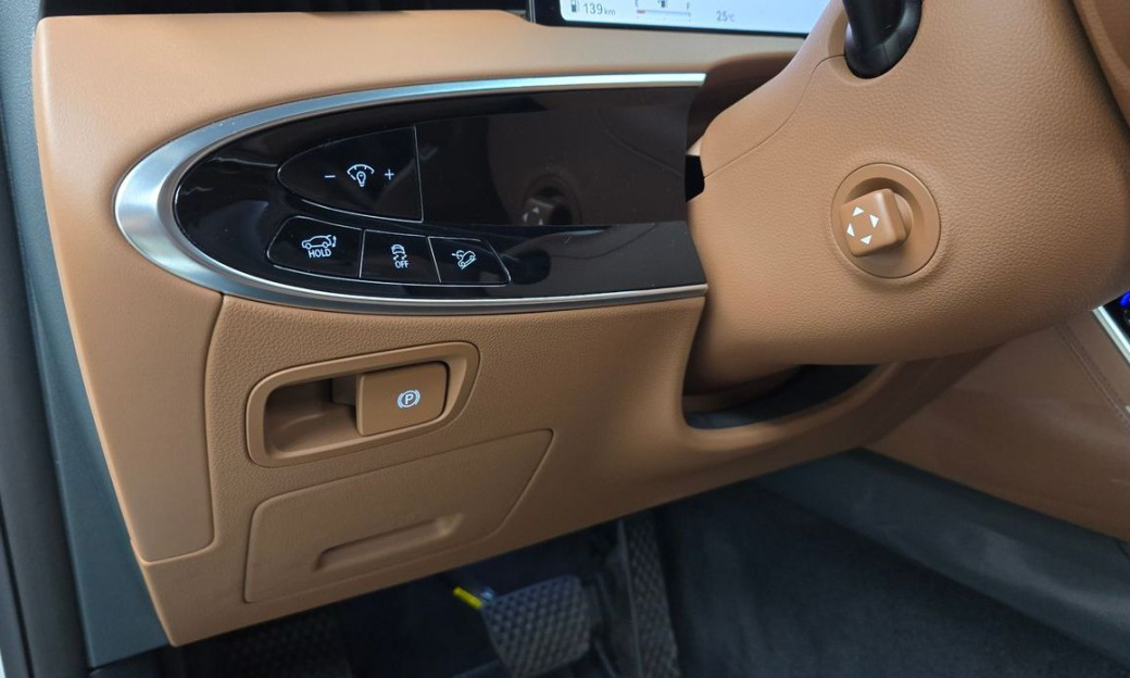Genesis GV70 2.5T Gasoline 2WD, 2025
