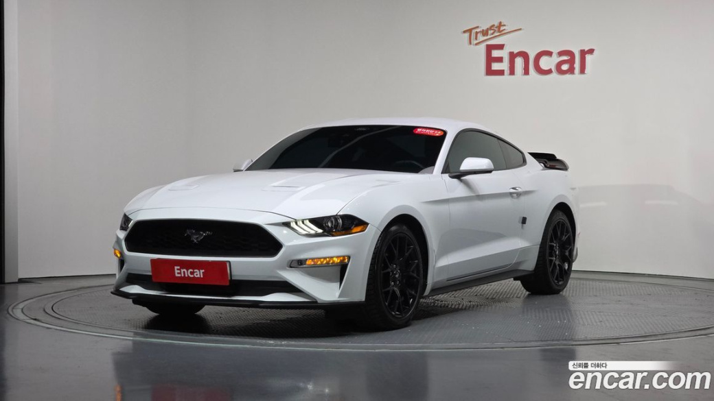 Ford Mustang Coupe, 2023