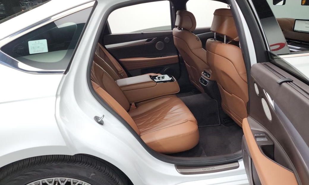 Genesis G80 Gasoline 2.5 Turbo AWD, 2023