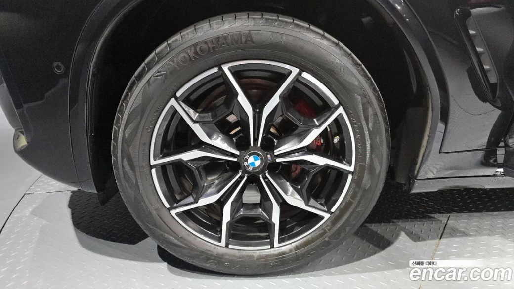 BMW X4 xDrive20i M Sports Pro, 2024
