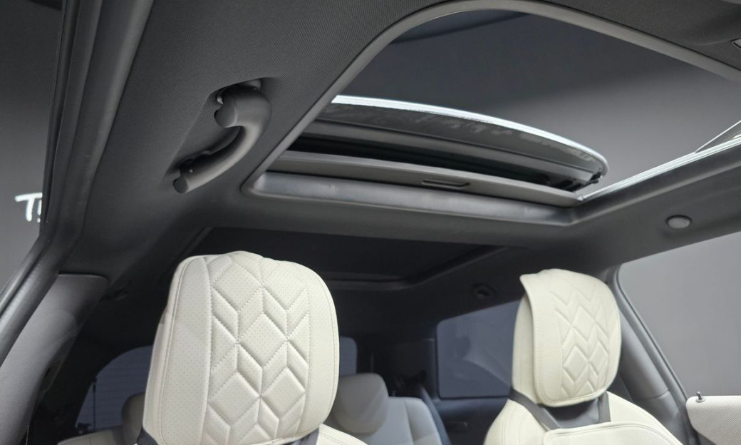 Mini Cooper Favoured, 2025