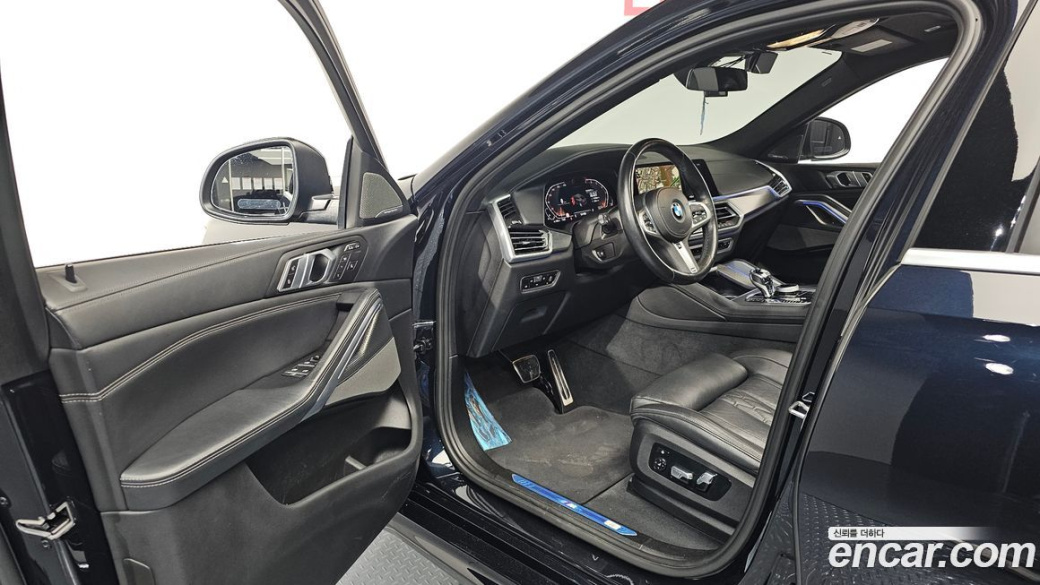 BMW X6 xDrive40i M Sport, 2023