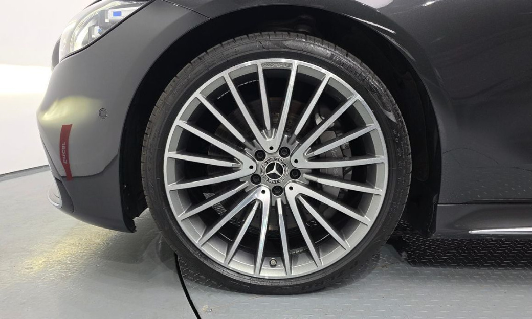 Mercedes-Benz S-Class S500L 4MATIC, 2024