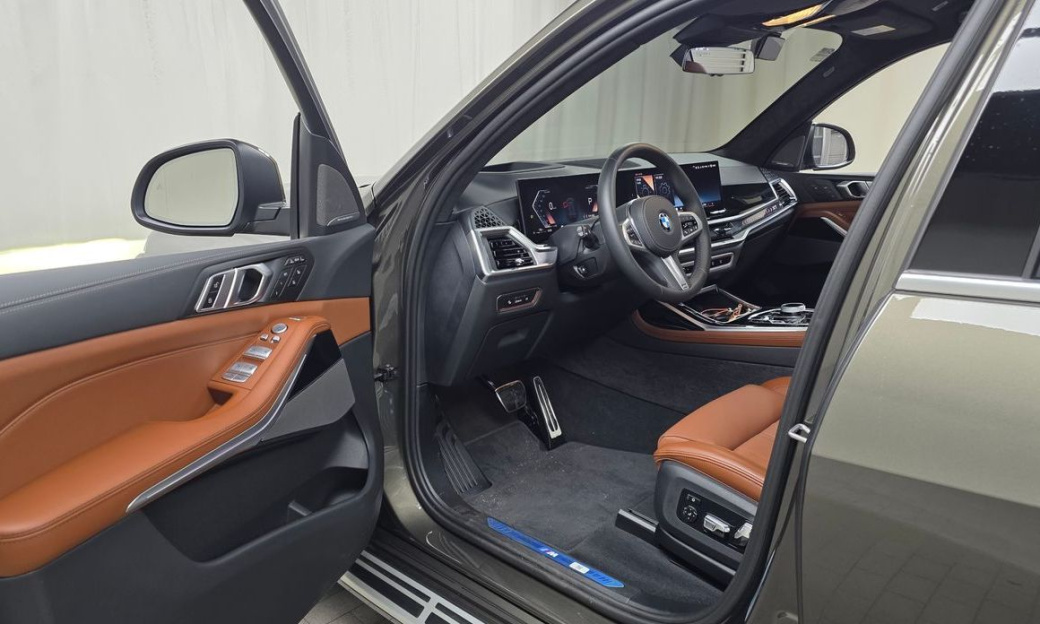 BMW X7 xDrive 40i M Sport 6STR, 2024