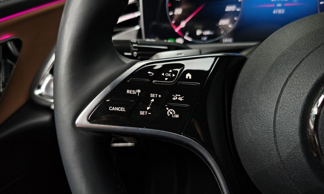 Mercedes-Benz E-Class E200 Avantgarde, 2025