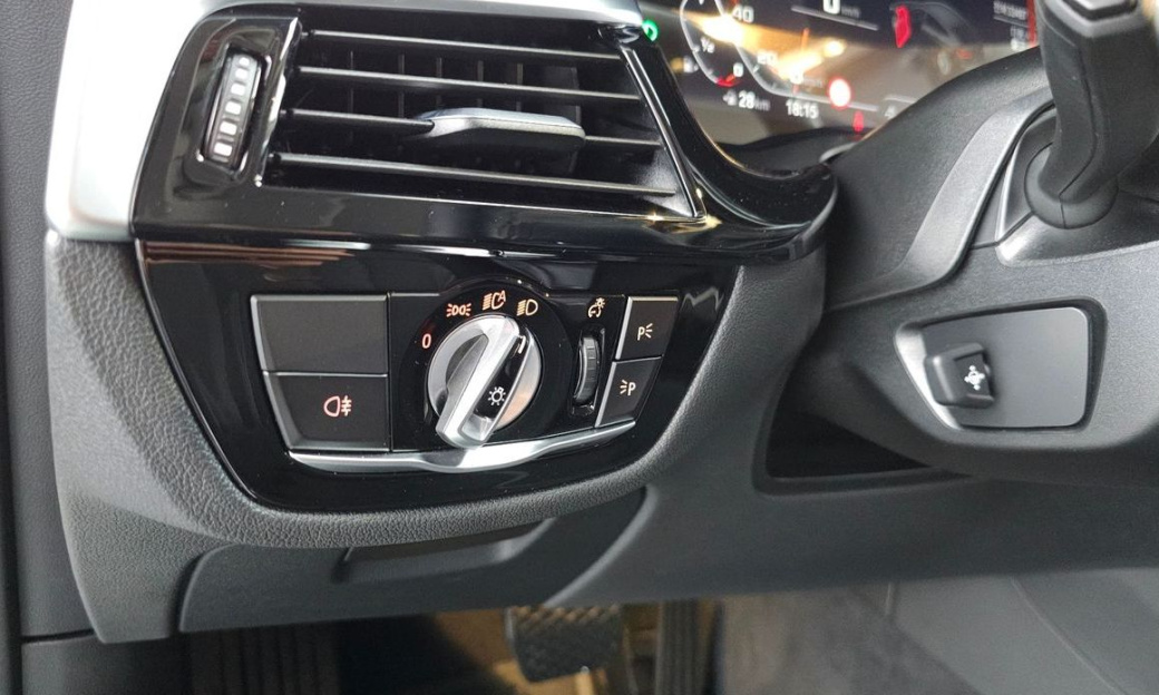 BMW Gran Turismo 630i xDrive Luxury, 2023