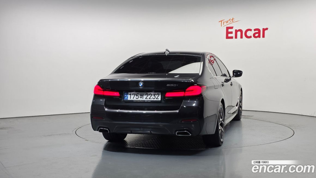 BMW 5-Series 530i M Sport Package, 2022