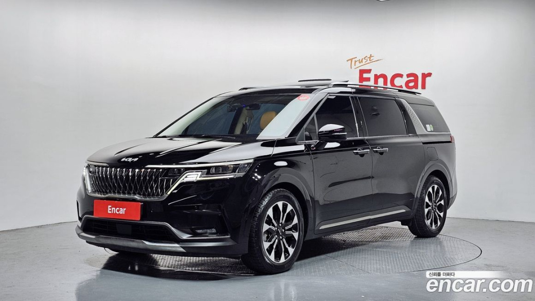 Kia Carnival 9-Seater Signature, 2023