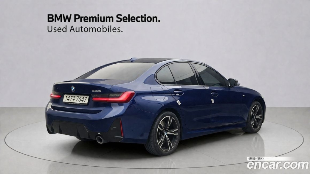 BMW 3-Series 320i M Sport, 2025
