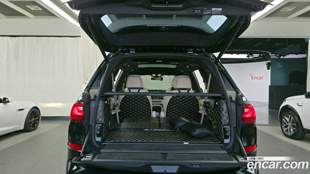 BMW X7 xDrive 40i M Sport 6STR, 2022
