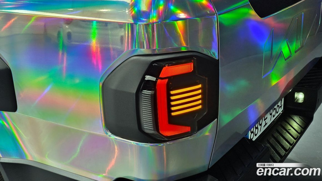 Kia Tasman 2.5T Gasoline 4WD, 2026