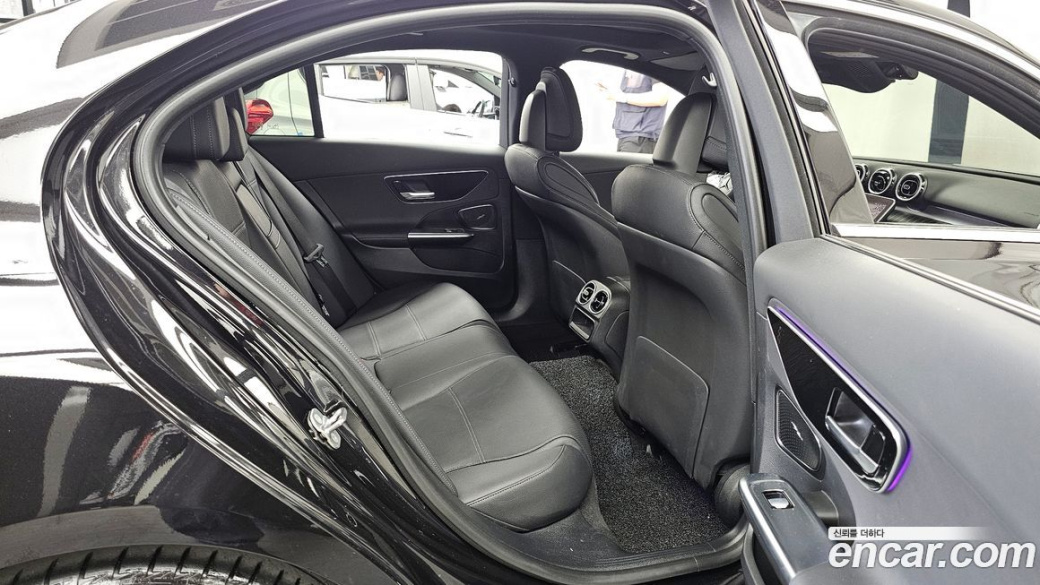 Mercedes-Benz C-Class C300 4MATIC Avantgarde, 2024