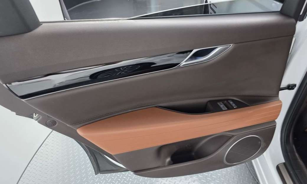 Genesis G80 Gasoline 2.5 Turbo 2WD, 2023