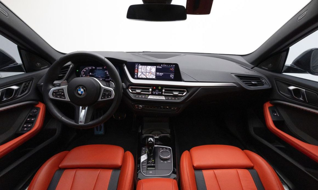 BMW 2-Series M235i xDrive, 2024