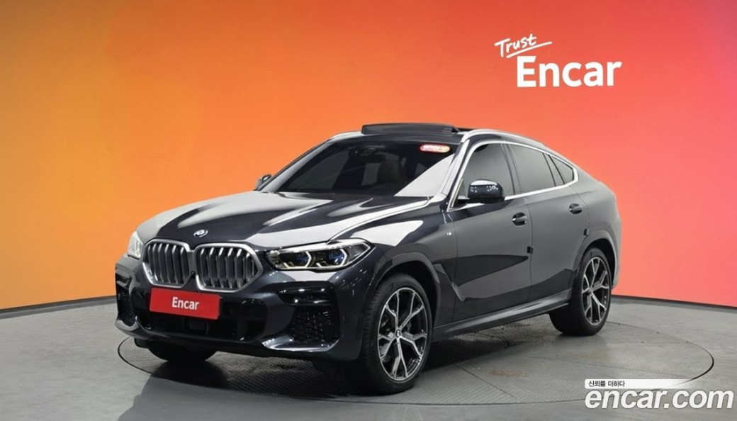 BMW X6 xDrive40i M Sport, 2022