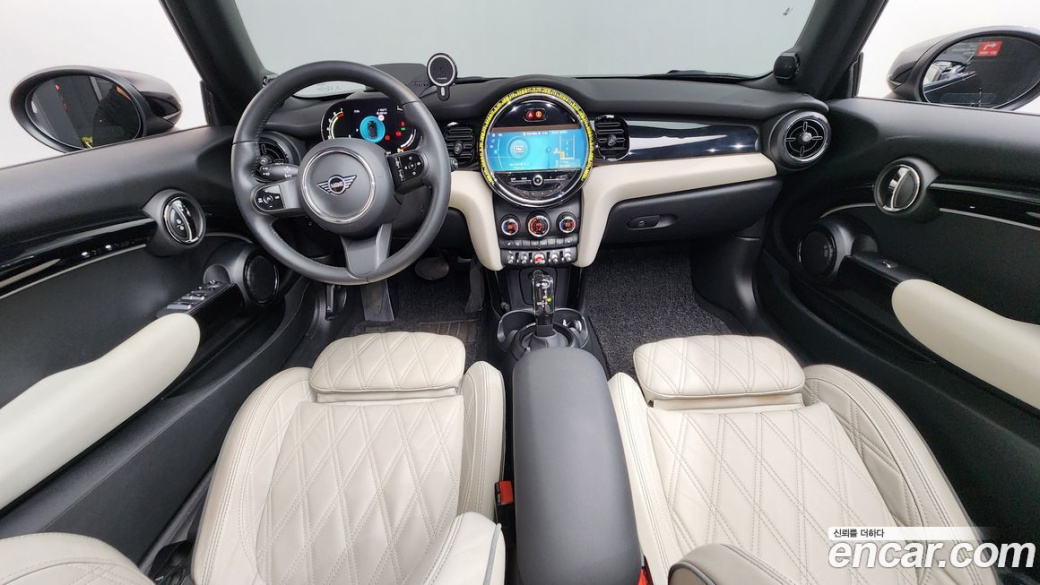 Mini Cooper Convertible Classic, 2023