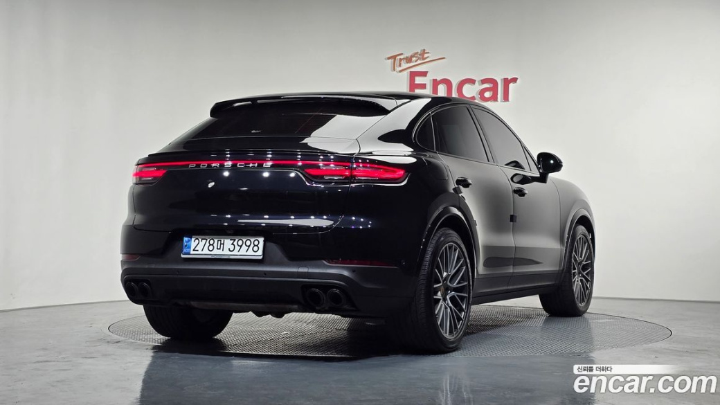 Porsche Cayenne 3.0 Coupe, 2022