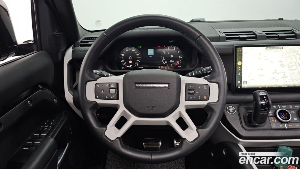Land Rover Defender 110 P300 X-Dynamic SE, 2025