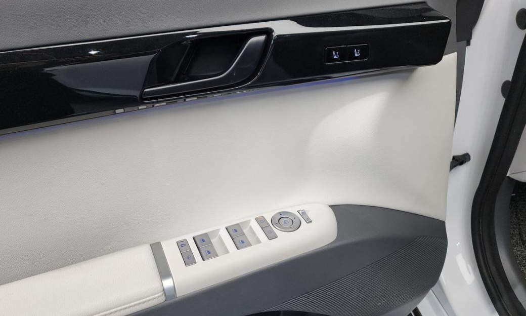 Hyundai Grandeur 2,5 Gasoline 2WD, 2023