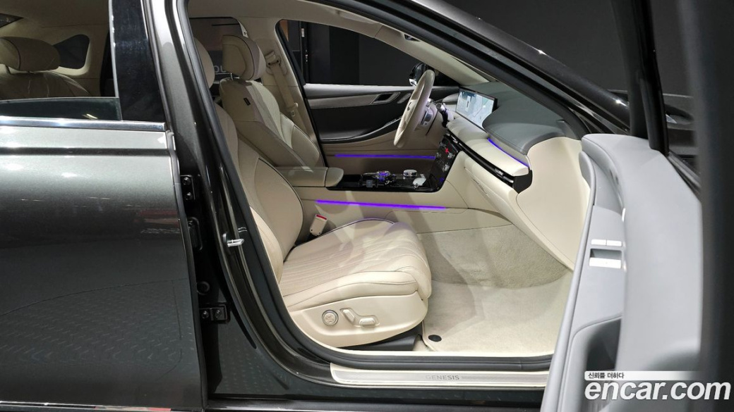 Genesis G80 Gasoline 2.5 Turbo AWD, 2025