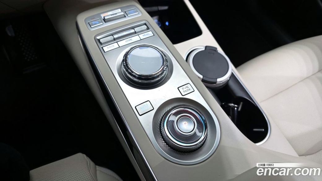 Genesis GV70 2.5T Gasoline AWD, 2022