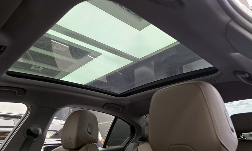 BMW 5-Series 520i, 2024