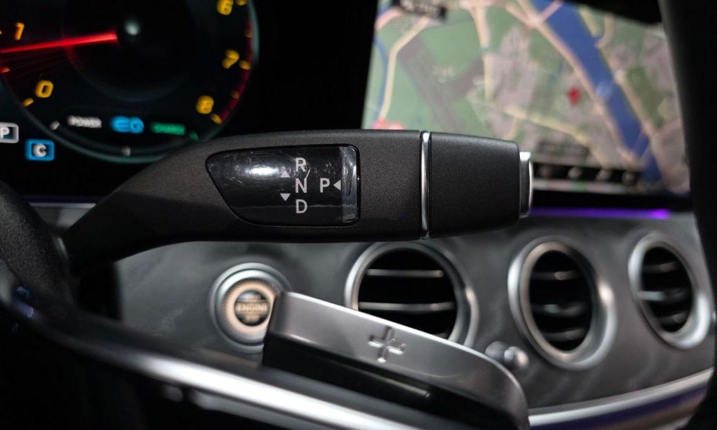 Mercedes-Benz E-Class E350 4MATIC Avantgarde, 2022