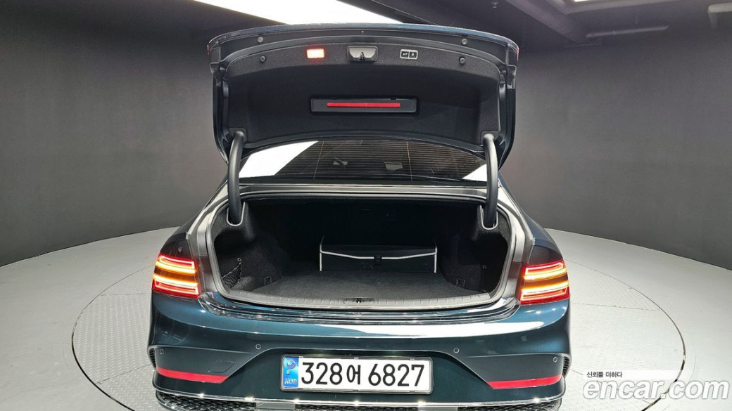 Genesis G80 Gasoline 2.5 Turbo AWD, 2025