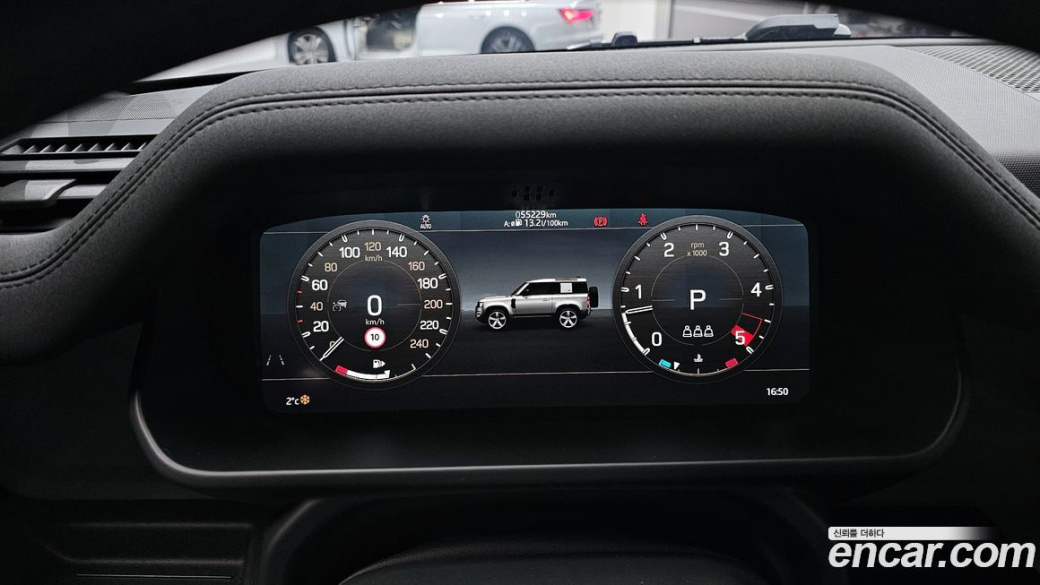 Land Rover Defender 90 D250 SE, 2022