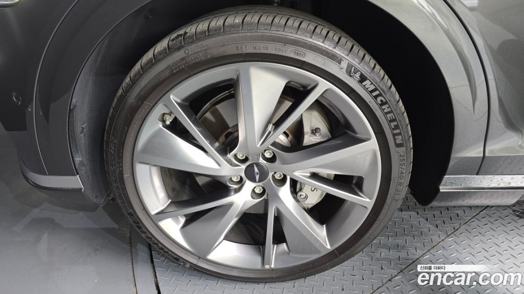 Genesis GV70 2.5T Gasoline AWD, 2025