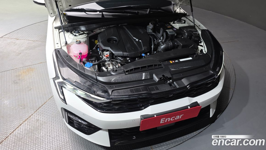 Kia K5 2.0, 2025