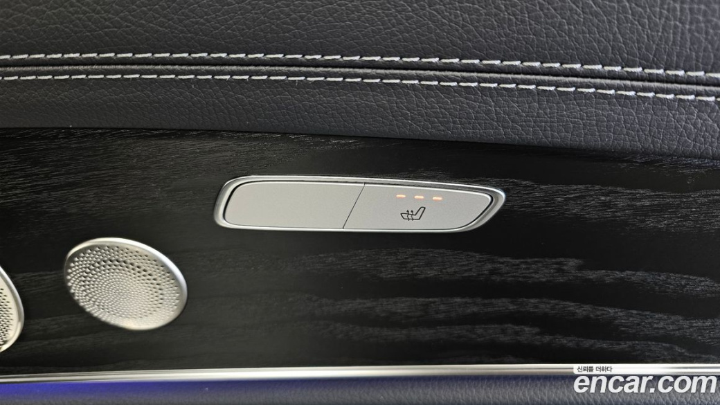 Mercedes-Benz E-Class E220d 4MATIC AMG Line, 2022