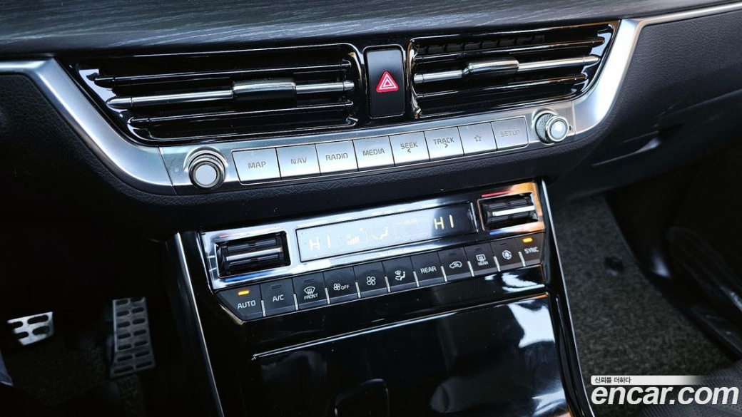 Kia Mohave Diesel 3.0 4WD 7-Seater, 2023