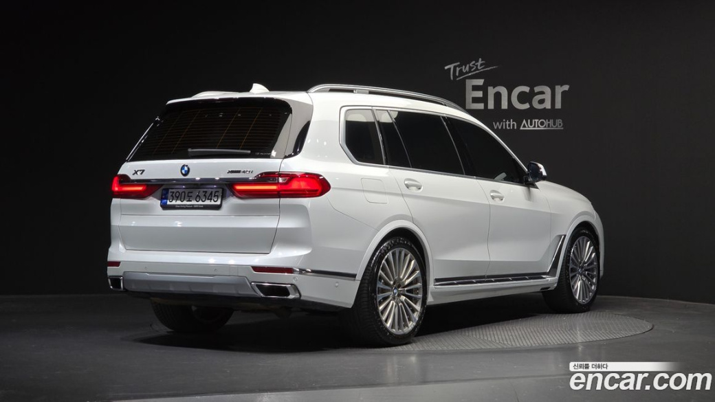 BMW X7 xDrive 40i Design Pure Excellence 6-Seater, 2022