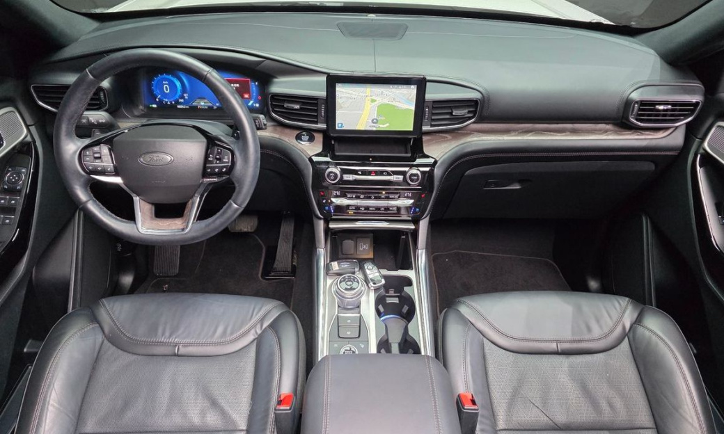 Ford Explorer 3.0 Platinum 4WD, 2021