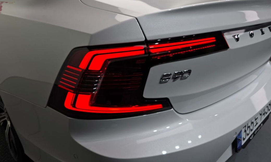 Volvo S90 B6 AWD Inscription, 2021