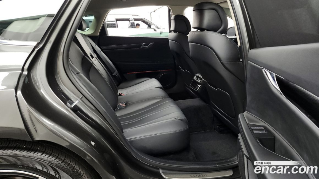 Genesis G80 Gasoline 2.5 Turbo 2WD, 2025