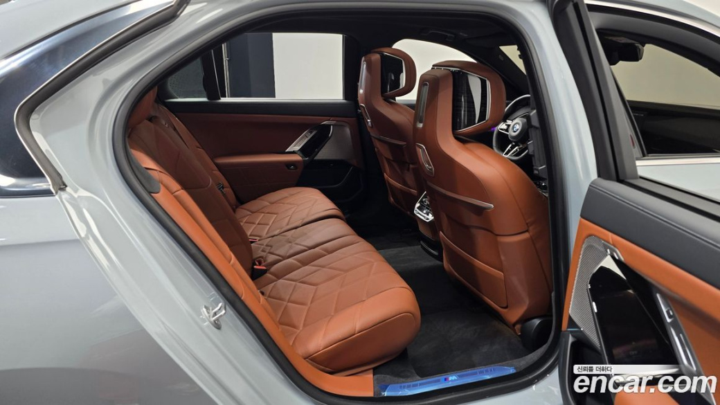 BMW 7-Series 740d xDrive M Sport, 2025