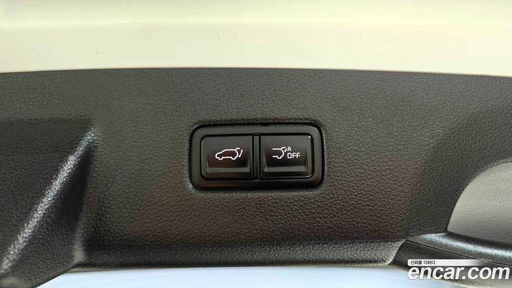 Kia Carnival 9-Seater Signature, 2023