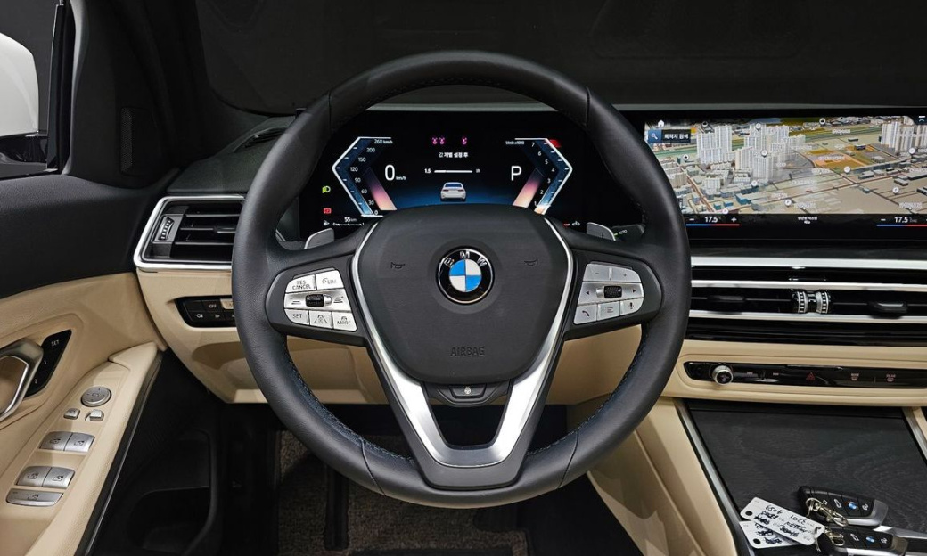 BMW 3-Series 320i, 2024