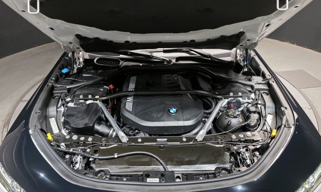 BMW 7-Series 740i xDrive M Sport, 2025