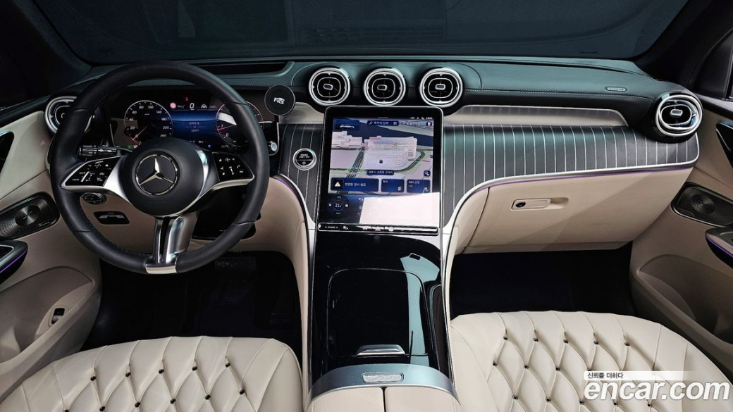 Mercedes-Benz GLC-Class GLC 300 4MATIC Avantgarde, 2025