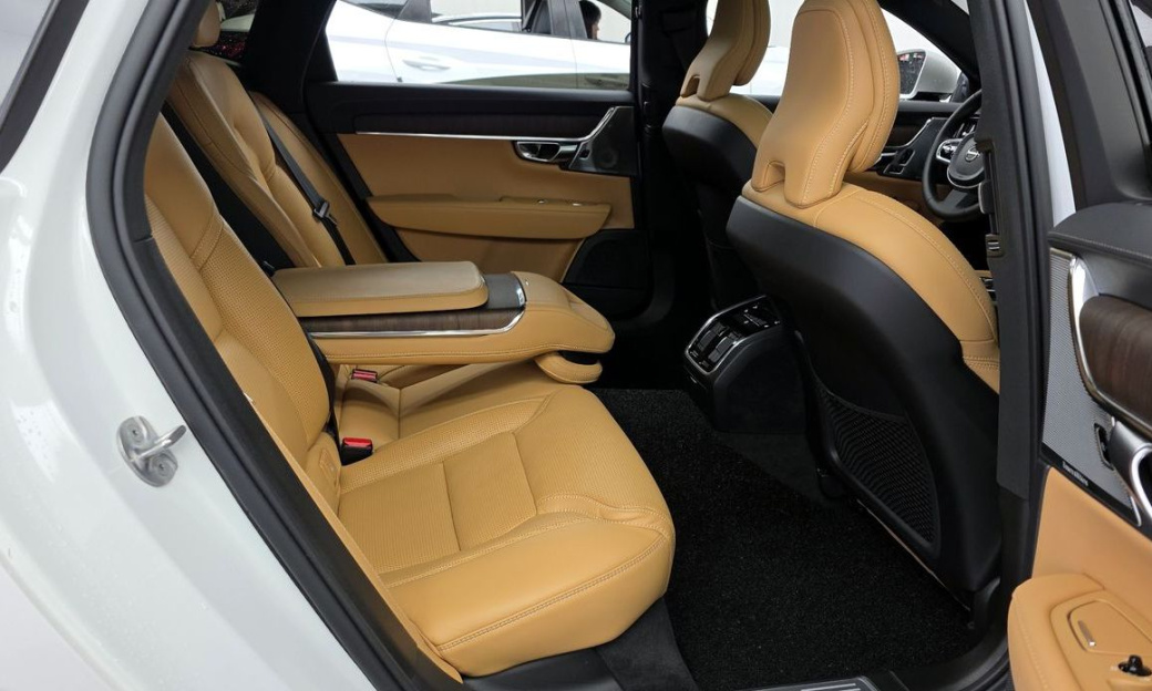 Volvo S90 B5 Ultimate Bright, 2024