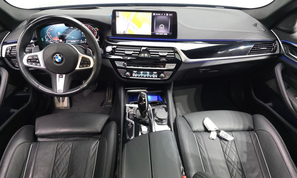 BMW 5-Series 530i M Sport Package, 2023