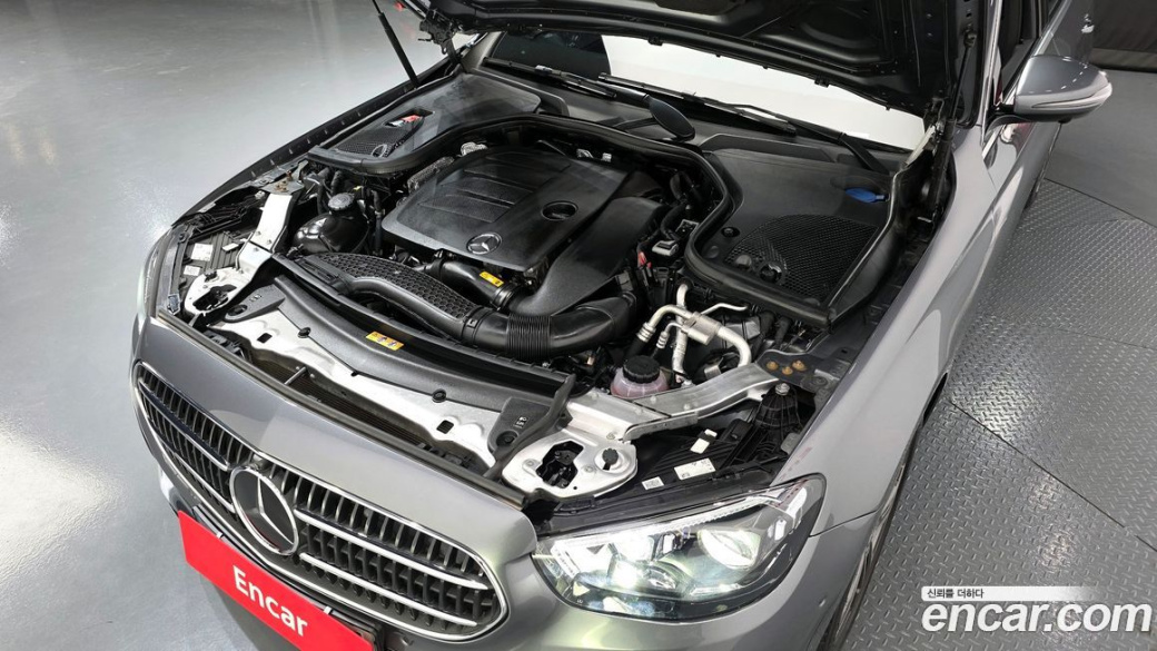 Mercedes-Benz E-Class E350 4MATIC Avantgarde, 2021