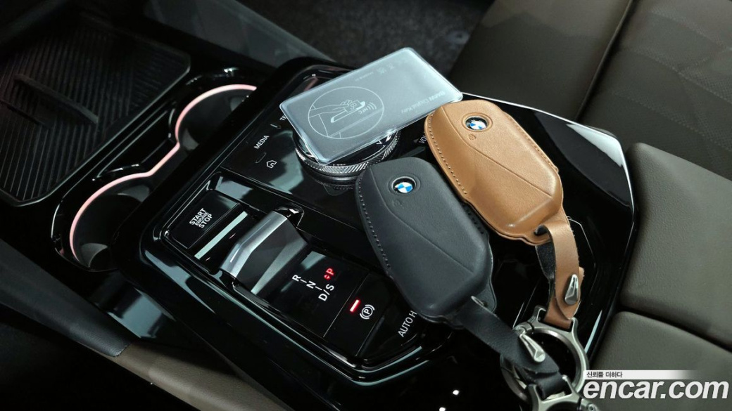 BMW 5-Series 520i M Sport, 2025